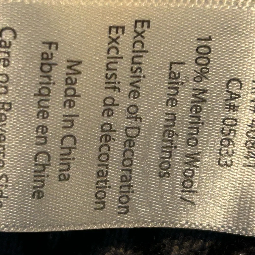 Chic Pink and Black Marino wool Patterned Mini Skirt - Picture 4 of 4